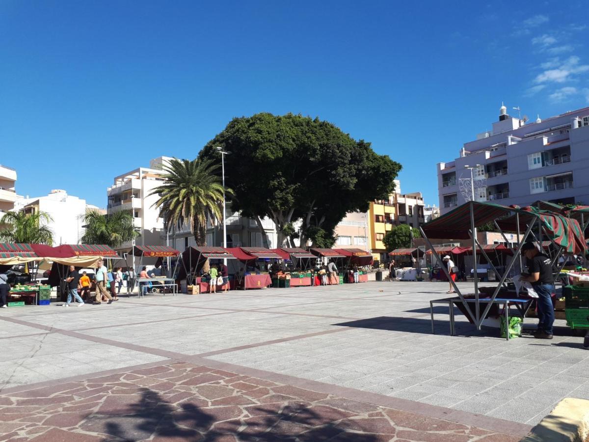Apartamentos Medano - Medano Plaza El Medano  Bagian luar foto