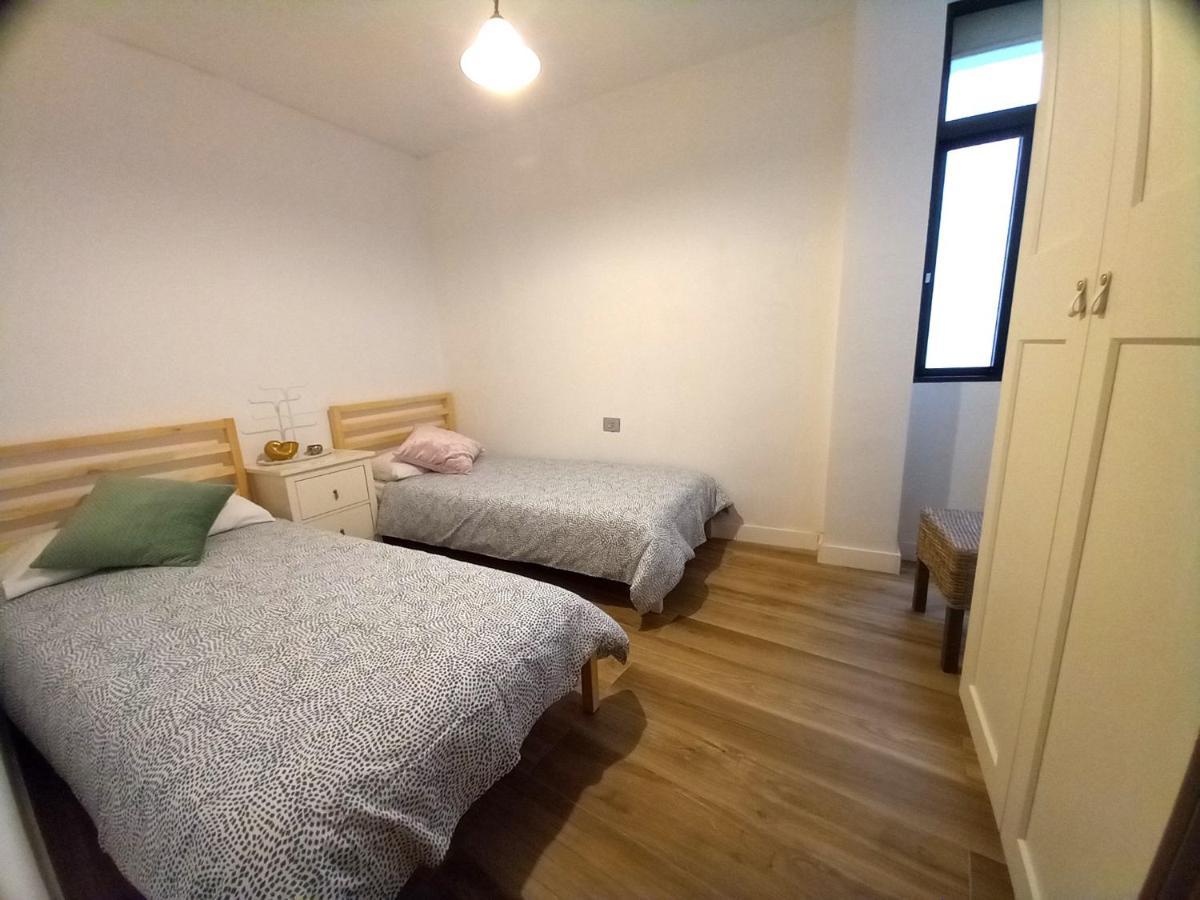 Apartamentos Medano - Medano Plaza El Medano  Bagian luar foto